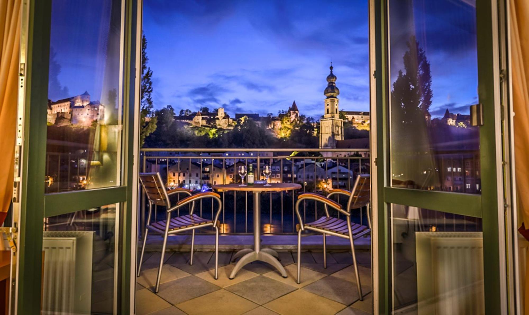 Hotel Burgblick Hochburg-Ach Екстер'єр фото