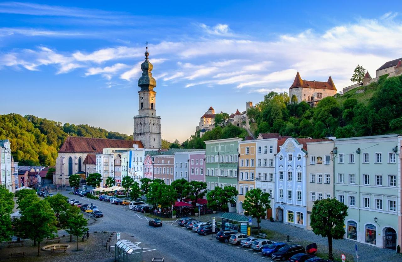 Hotel Burgblick Hochburg-Ach Екстер'єр фото